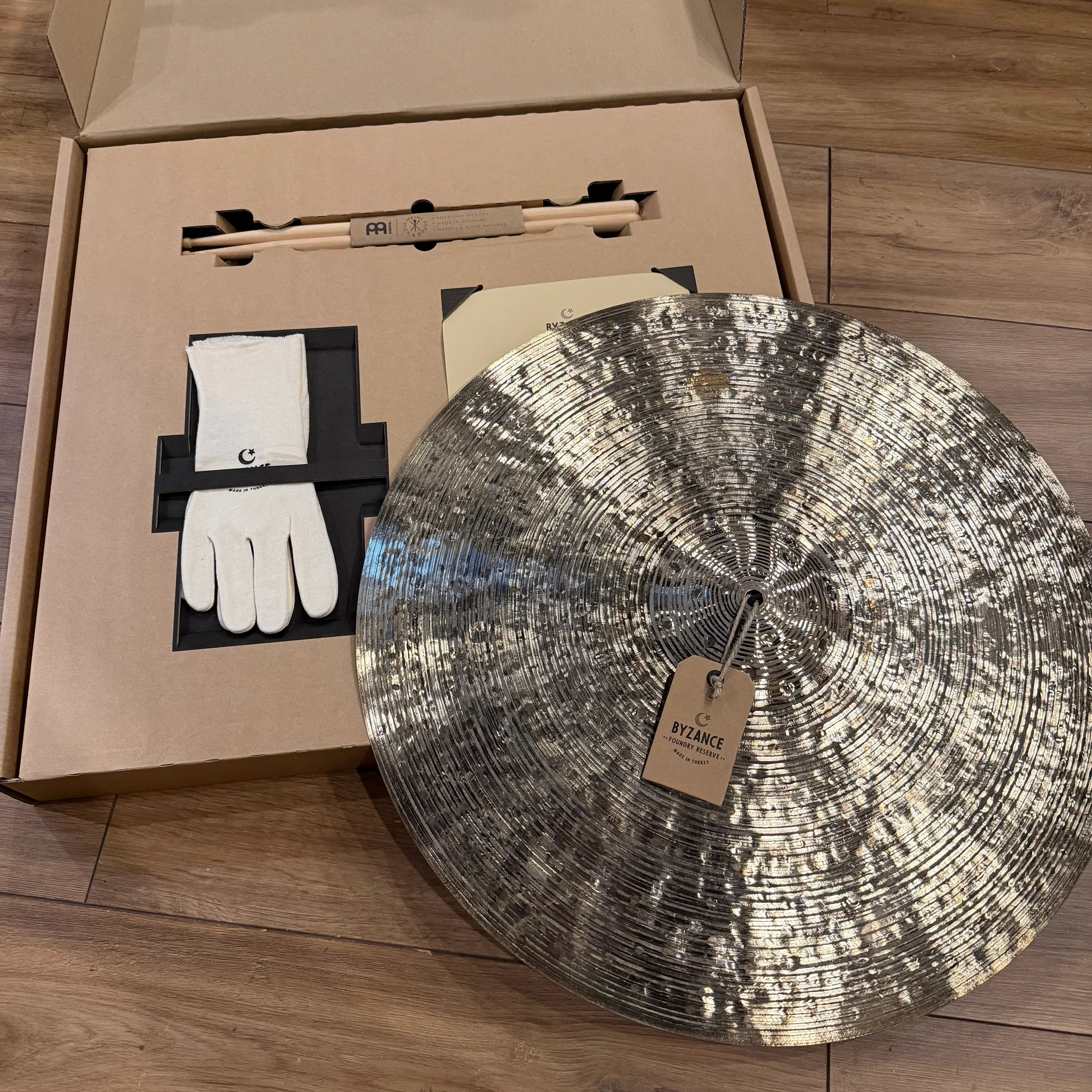 Hand Selected Meinl Byzance 22" Foundry Reserve Light Ride B22FRLR