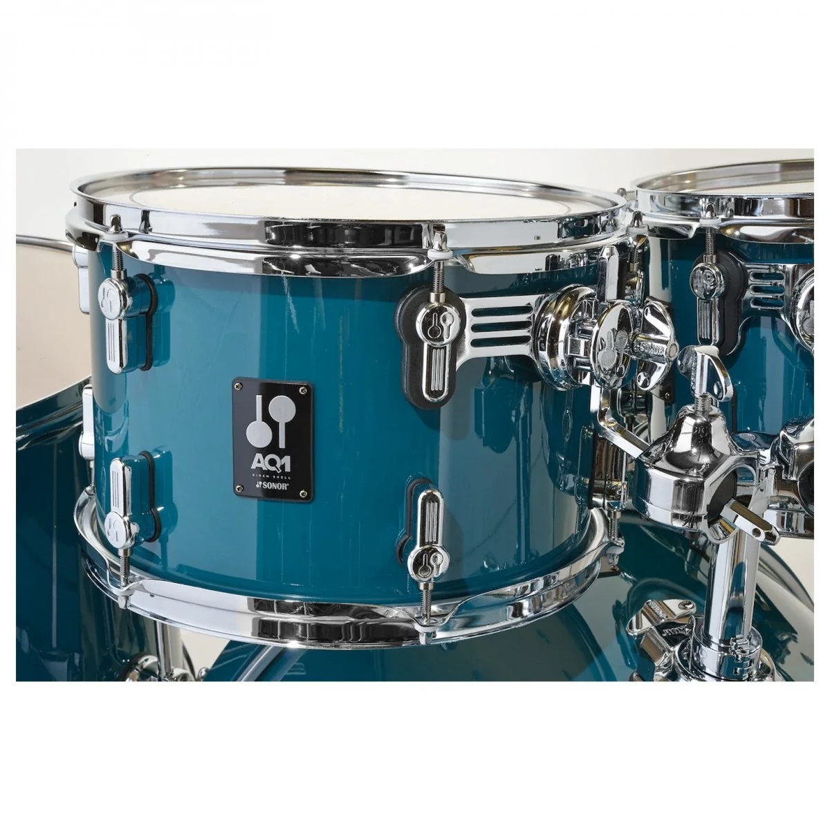 Sonor AQ1 Studio 20" Drum Kit Caribean Blue With Hardware - Image 2